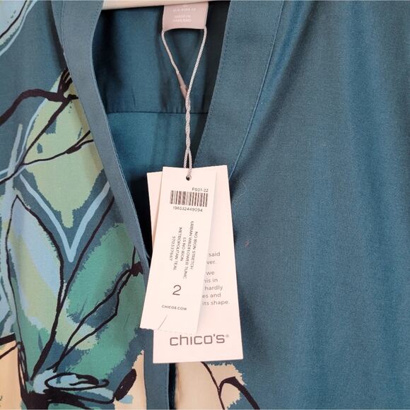 Chico's The No-Iron Stretch Wildflower Print Tunic in Teal size 12 size 2 - Picture 5 of 5